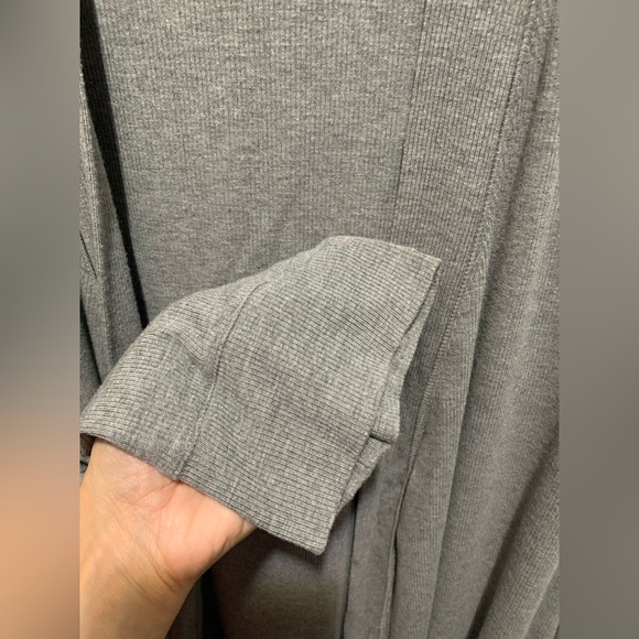 SKIMS Ribbed Lounge Robe - Picture 6 of 7